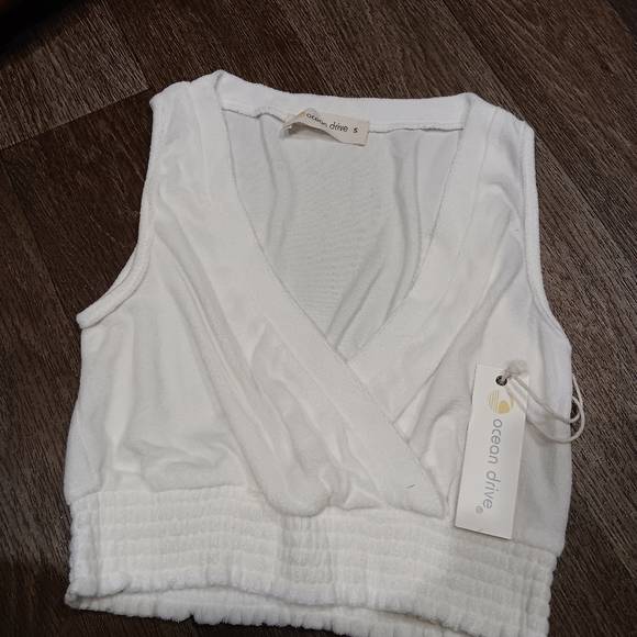 Ocean Drive Cream Tank Top - Picture 2 of 3